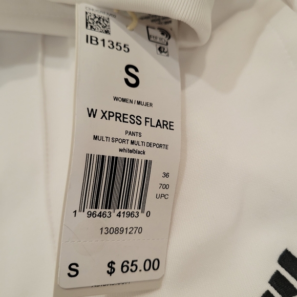 Adidas W Xpress Flare Crop Pants - Picture 7 of 8